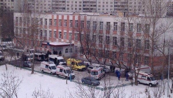 Стрельба в школе Москвы. Ученик расправился с учителем и полицейским