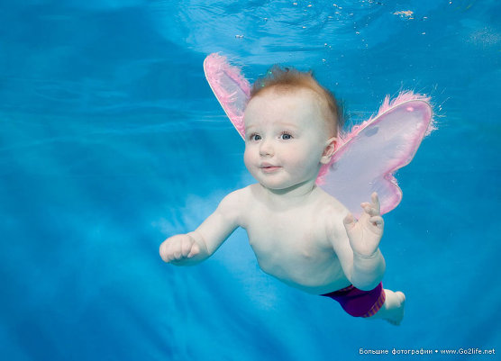 Позитивные фотографии плавающих детей