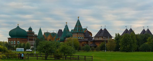 дворец царя Алексея Михайловича(панорама)