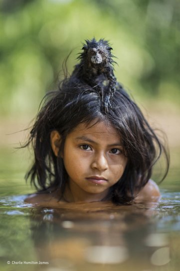 Автор фото: Чарли Гамильтон Джеймс. «Дети тропического леса»