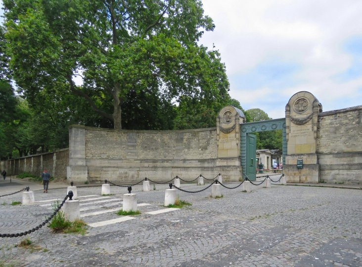 Кладбище Пер-Лашез. Центральный вход.