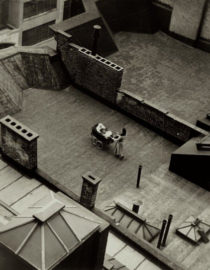 Прогулка на крыше, Нью-Йорк, 1940 год.