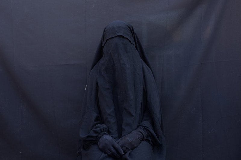 2 место в категории «Современные проблемы», 2021. Лейла Талу, проведшая 2,5 года в рабстве у боевиков Исламского государства, торгующих езидами по 50 долларов за человека. Ирак, 9 сентября 2019 года. Автор Майя Аллеруццо.