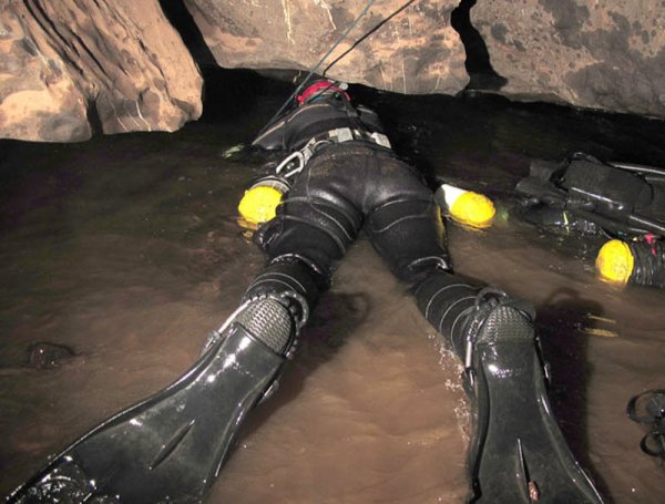 Дайвинг в подводных пещерах - красивые фото природы - №13