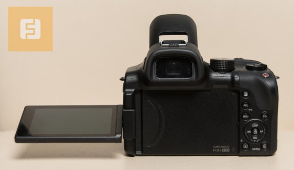 беззеркальная камера Samsung