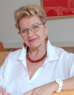 Lüdmila Bosova (infra-sound)