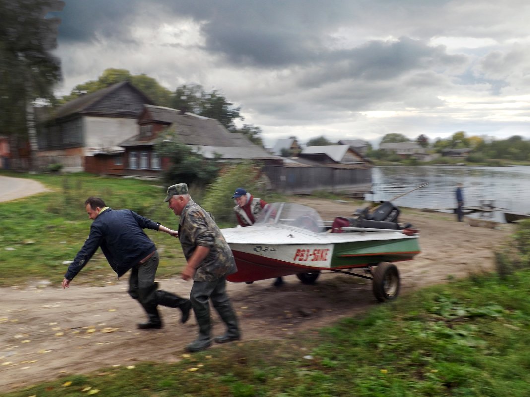 удирая от грозы!. - Дмитрий Крылов