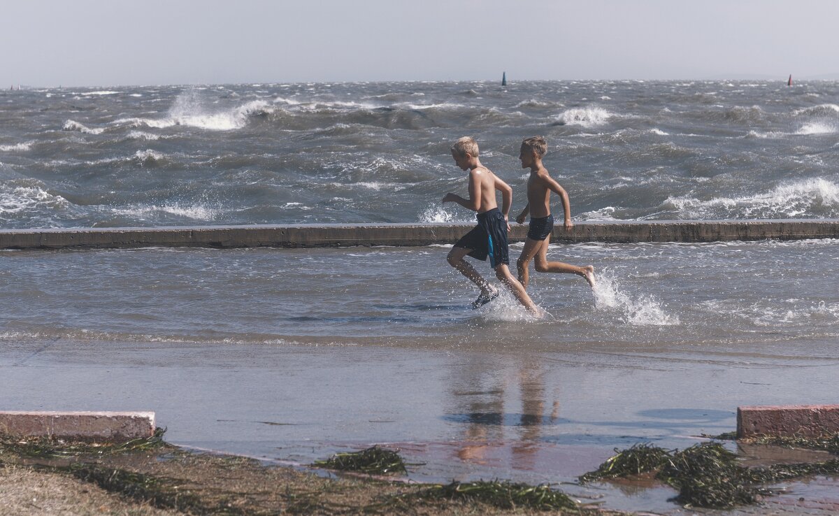 Покорители осеннего шторма. - Анатолий Щербак