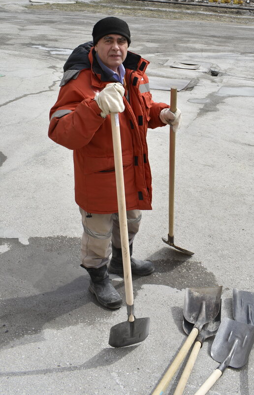 Субботник. Выдача наряда. - Анатолий Пашковский