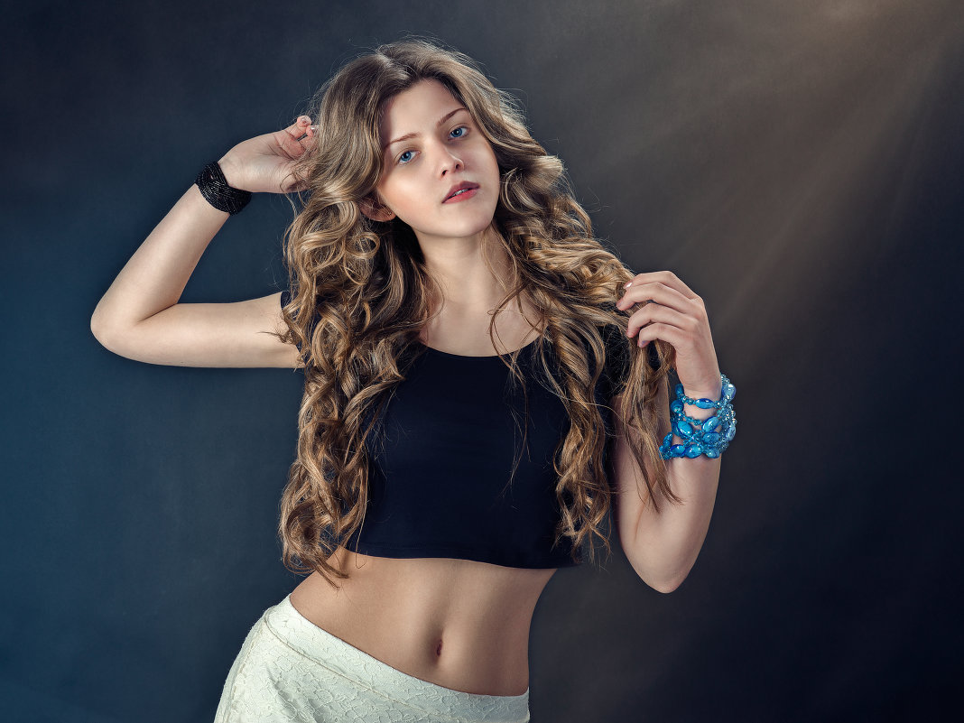 Алёнка - Олег Помогайбин