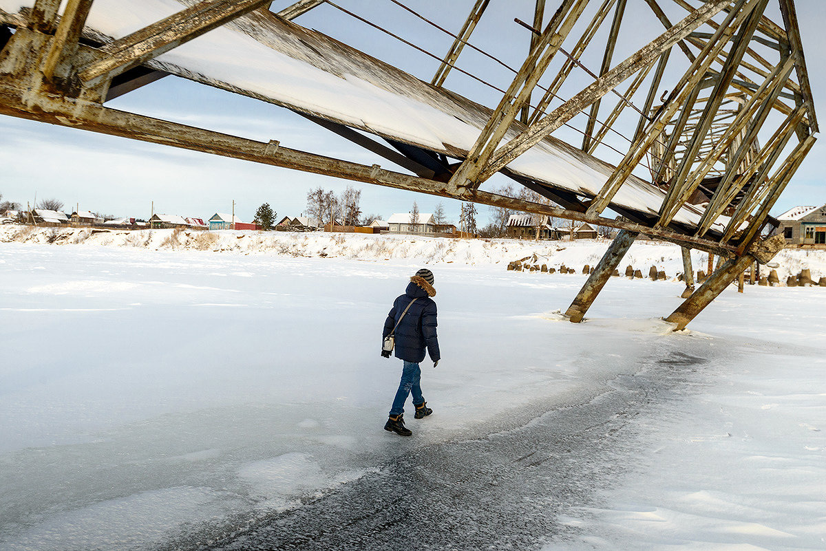 *** - Влад Никишин
