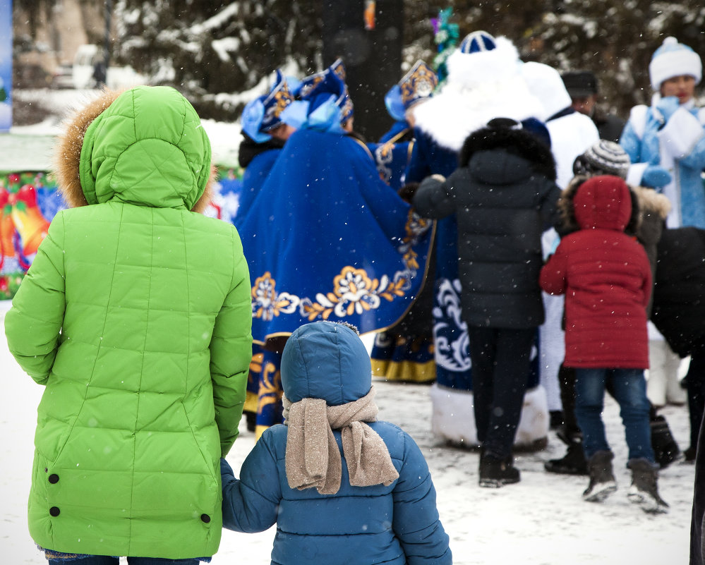 Женщина с ребенком - Dmitriy Predybailo Женщина с ребенком - Dmitriy Predybailo
