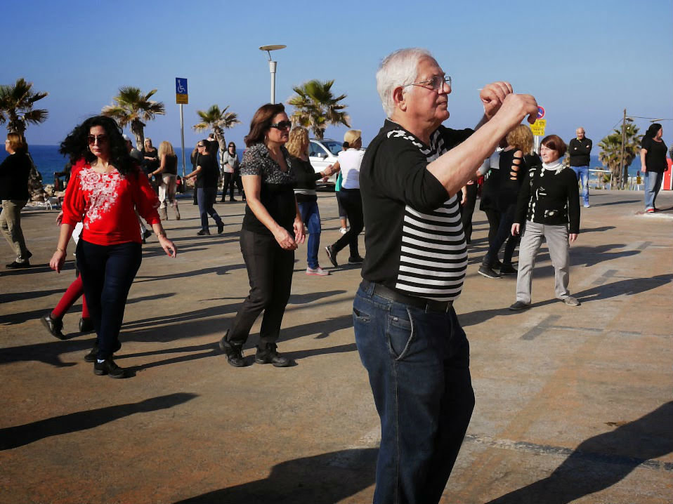 Народные танцы у моря - Алла Шапошникова