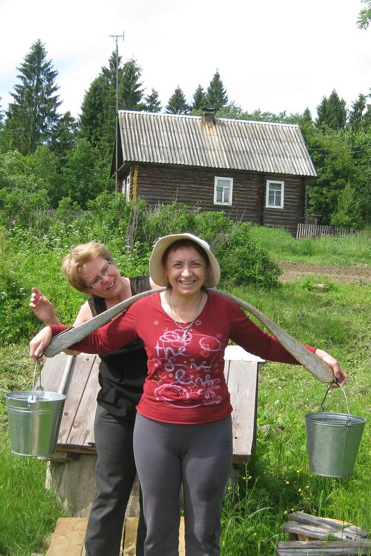 Помочь? Пока все не расплескалось. - Геннадий Репьевский