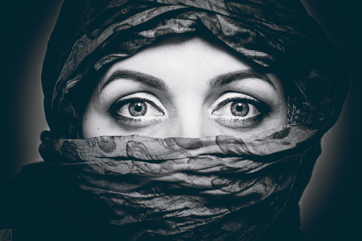 «Хиджаб» - Елена Ташбулатова (Yougen)