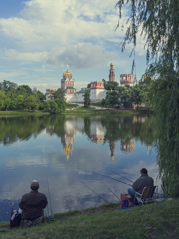 В тишине города - Алексей Соминский