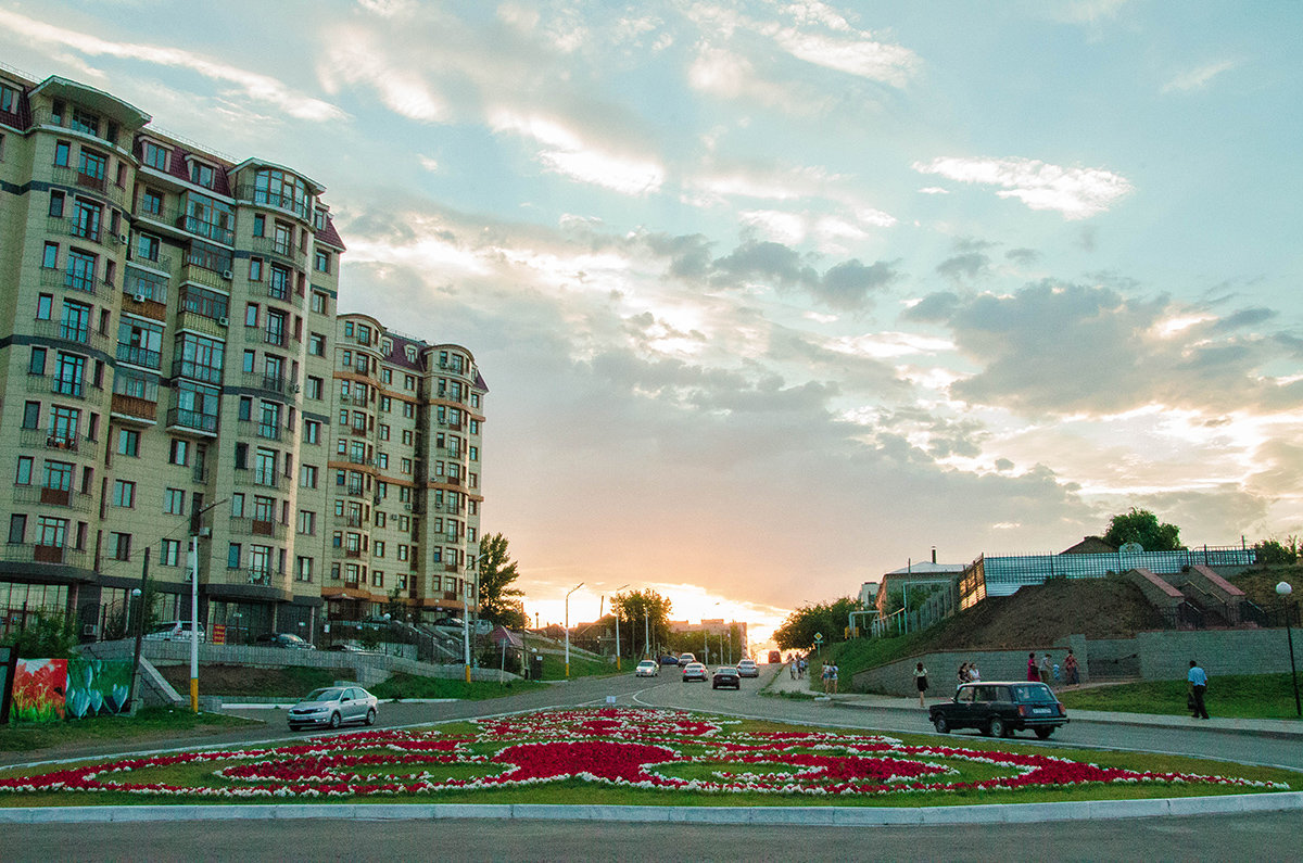 Закат в городе - Лада Солонская