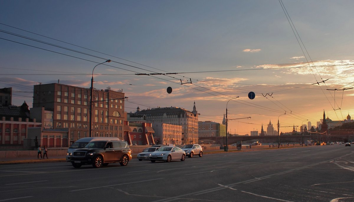 Прогулки по вечерней Москве 2 - Людмила Быстрова