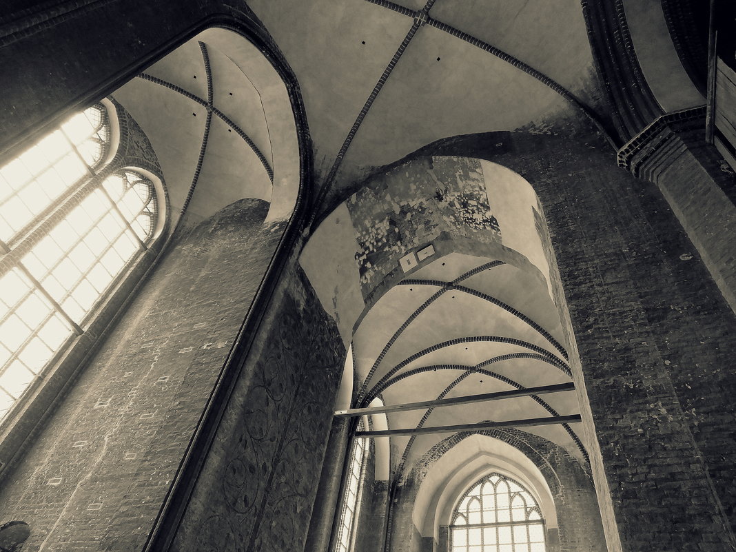 Старая кирха.... - Владимир Секерко Старая кирха.... - Владимир Секерко