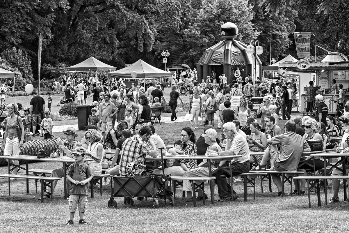 Праздничный человейник... - АндрЭо ПапандрЭо Праздничный человейник... - АндрЭо ПапандрЭо