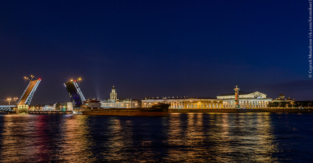 *** - Сергей Михайлов