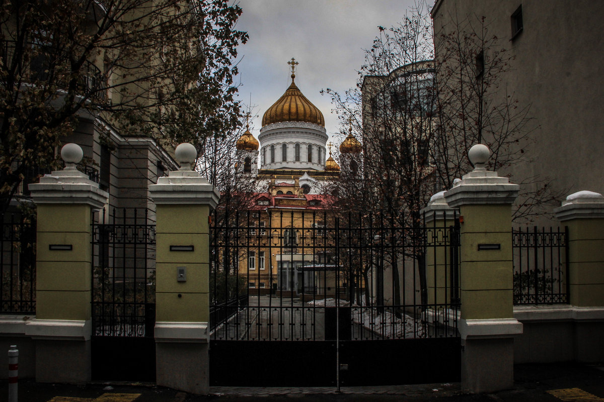 В закоулках Остоженки - Владимир. ВэВэ