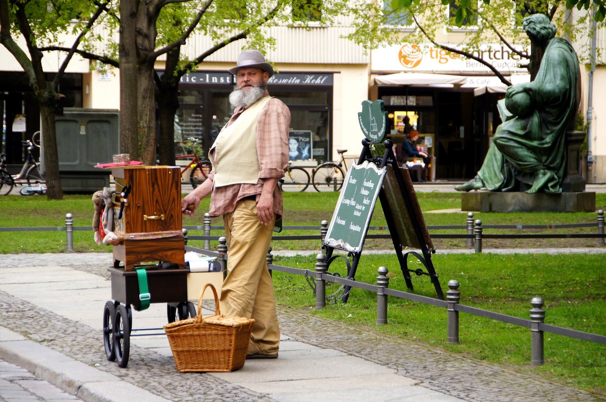 Берлин. - Лара *** Берлин. - Лара ***