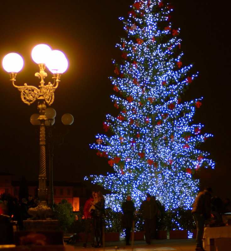 CITY IN THE NIGHT by iramashura 2014, FIRENZE, TOSCANA, ITALIA, 20/12 - ira mashura