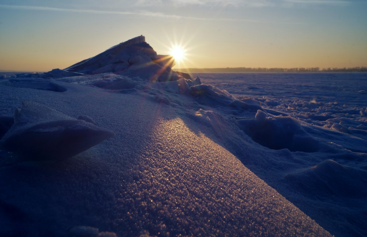 * - Александр Попов