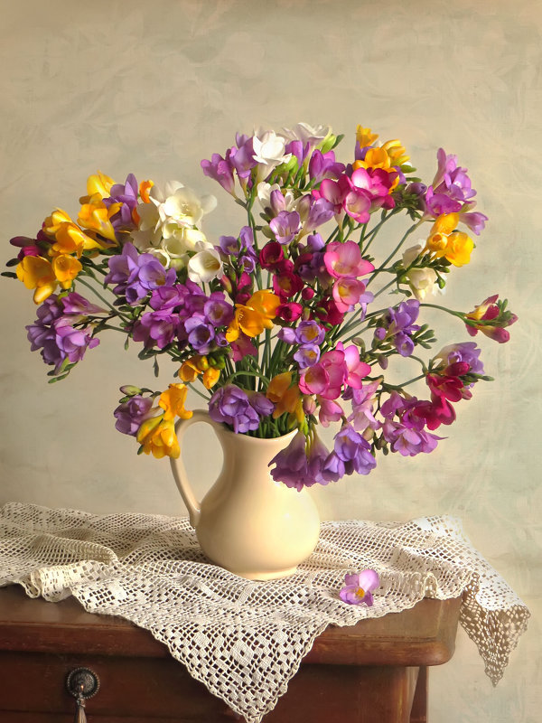 Аромат фрезии - Елена Чаусова 