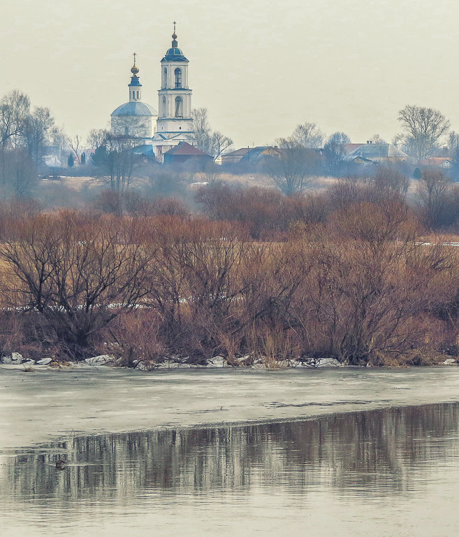 храм вдалеке,р. Нерль - Сергей Цветков