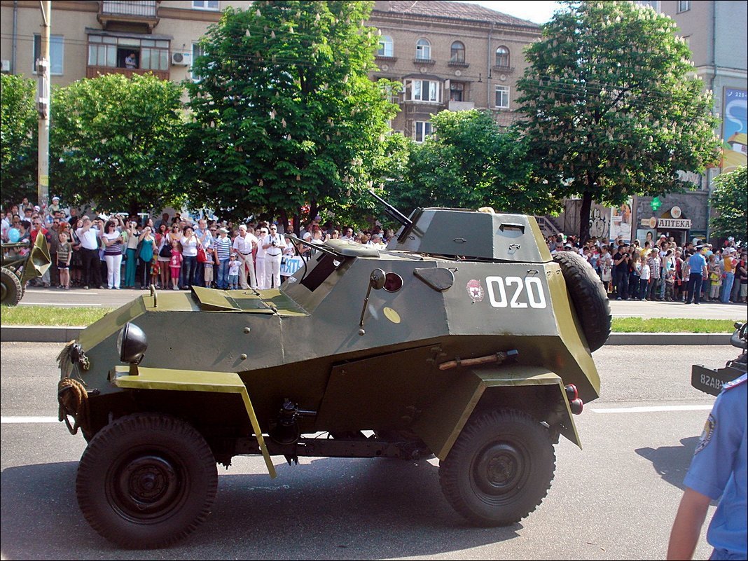 В День Победы. Запорожье, 2012 год - Нина Корешкова