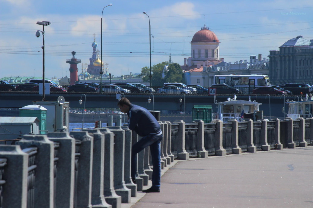 Одиночество в большом городе - Вера Моисеева