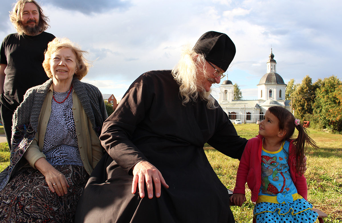 Праздник в деревне - Лариса Радецкая