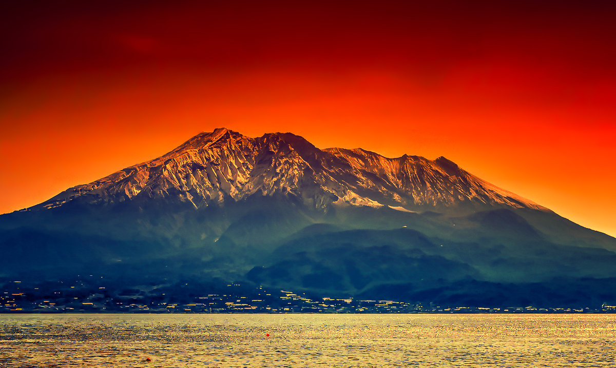 sakurajima - Slava Hamamoto