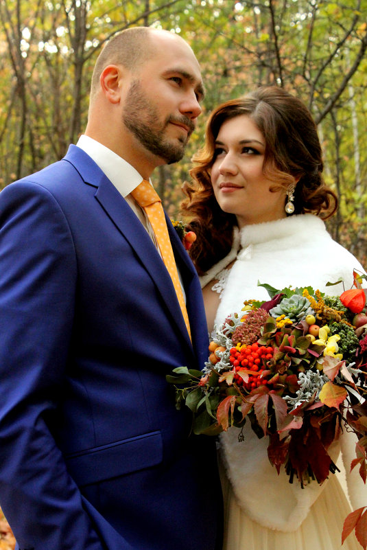 Юля и Женя - Кристина 