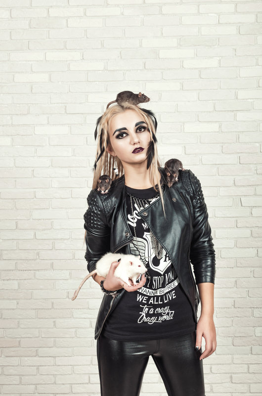 "Ворон" - Мария Дергунова "Ворон" - Мария Дергунова