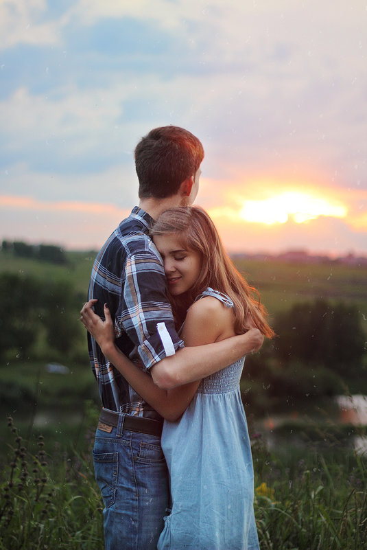 Евгений и Алиса - Валентин Уваров Евгений и Алиса - Валентин Уваров