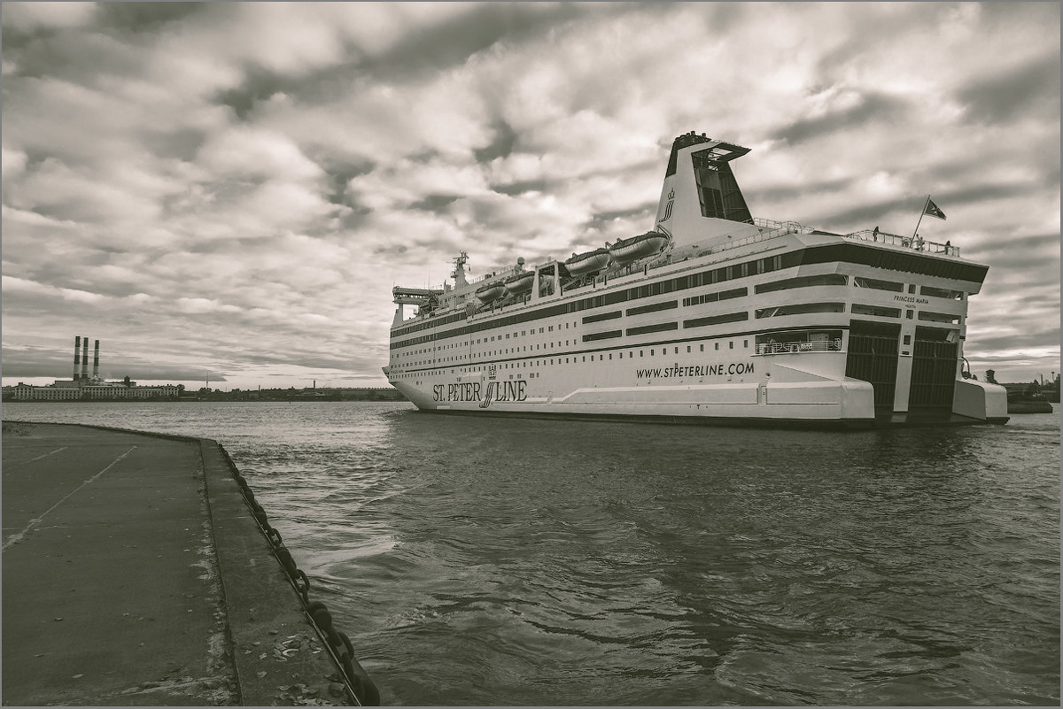 Паром - Юрий Паром - Юрий