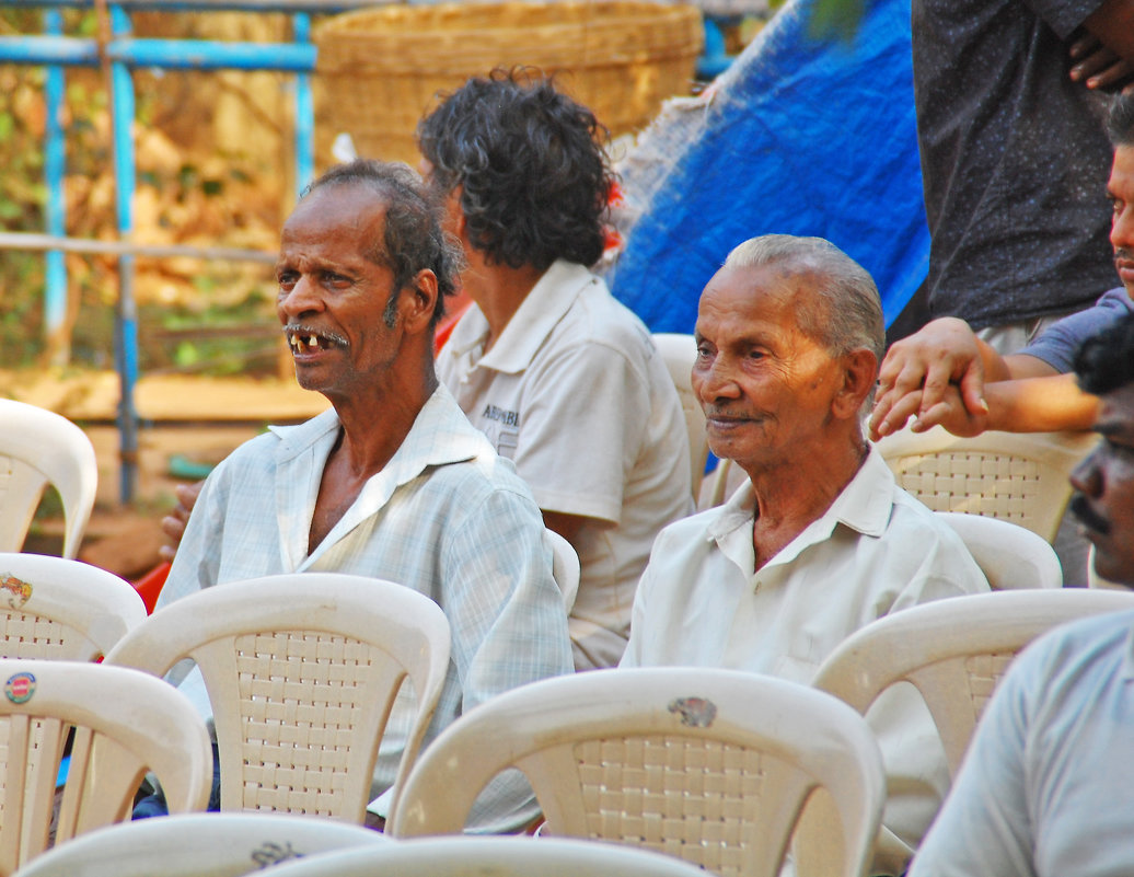 Щелкунчик в индийской интерпретации...)) - Владимир Хиль Щелкунчик в индийской интерпретации...)) - Владимир Хиль