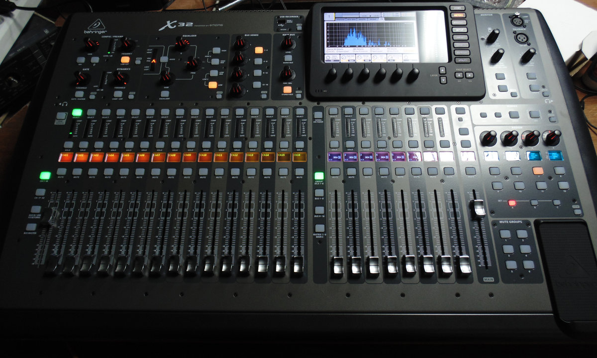 Behringer X32 - Andrew 