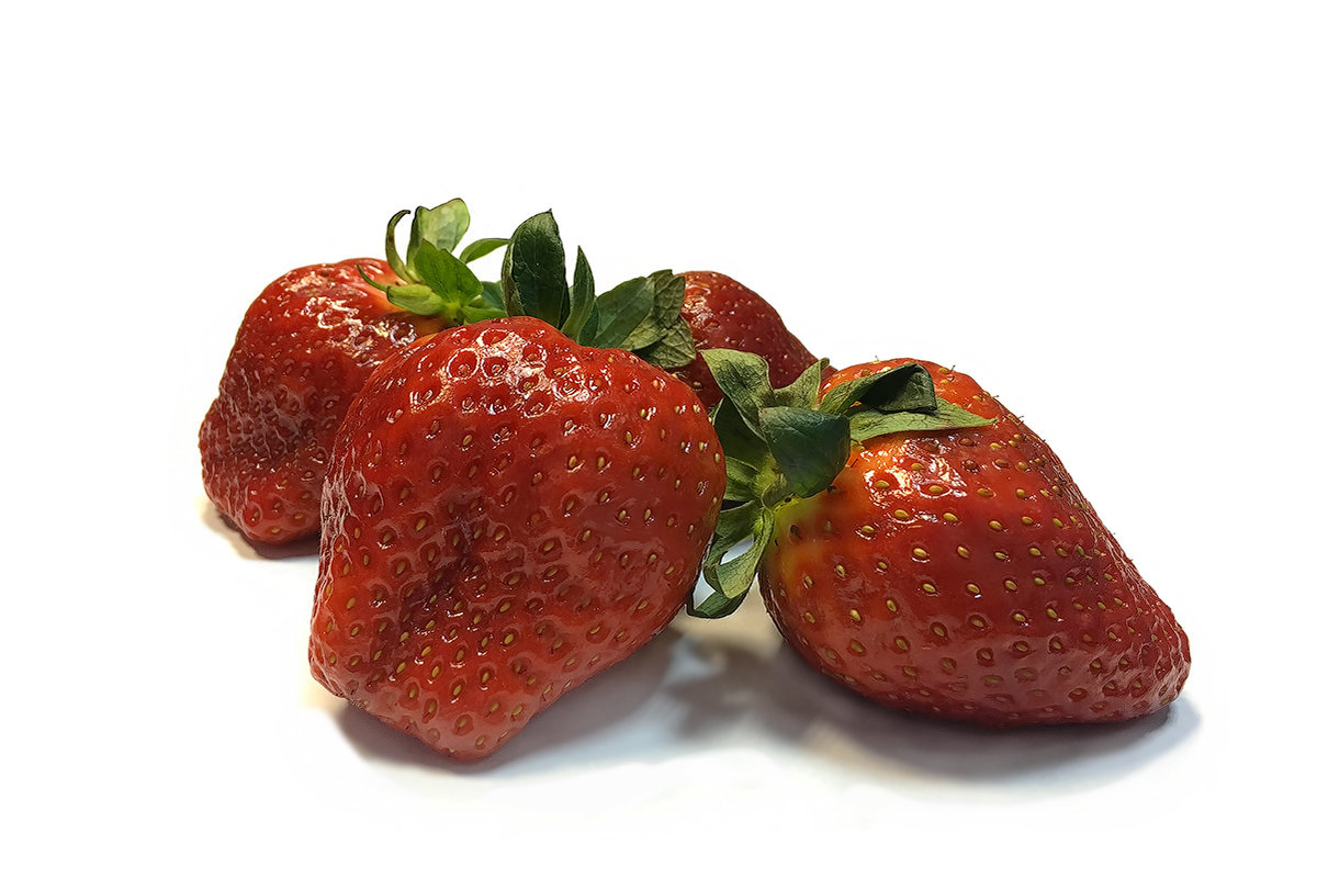 Strawberries - Виталий Устинов