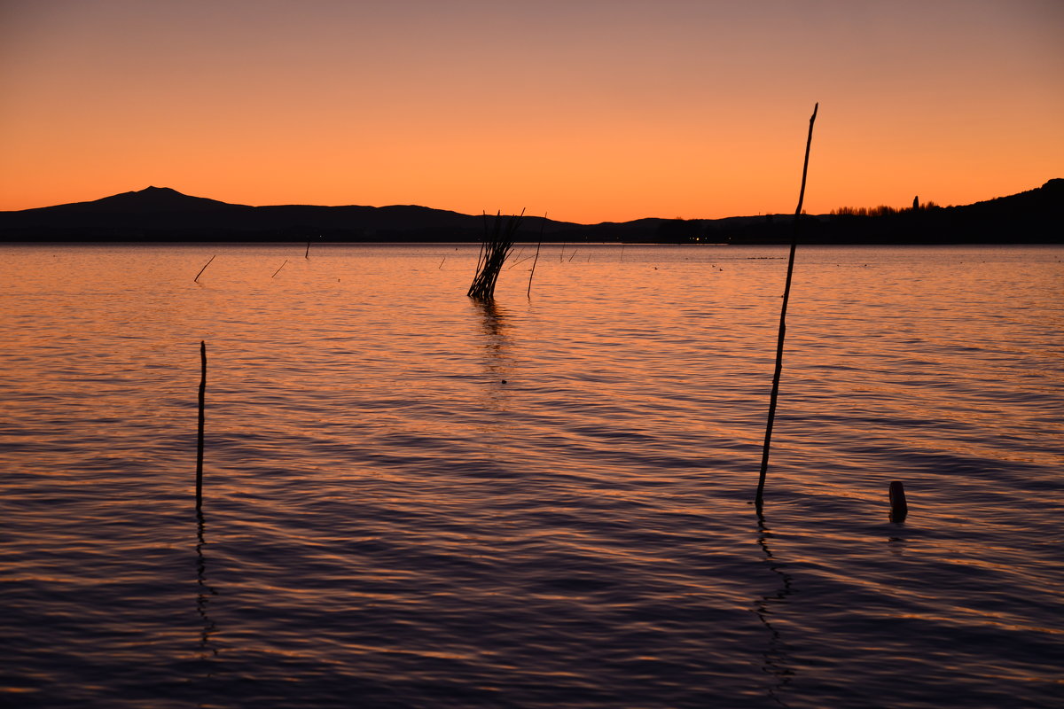 trasimeno lake - ВИРДЖИЛ K