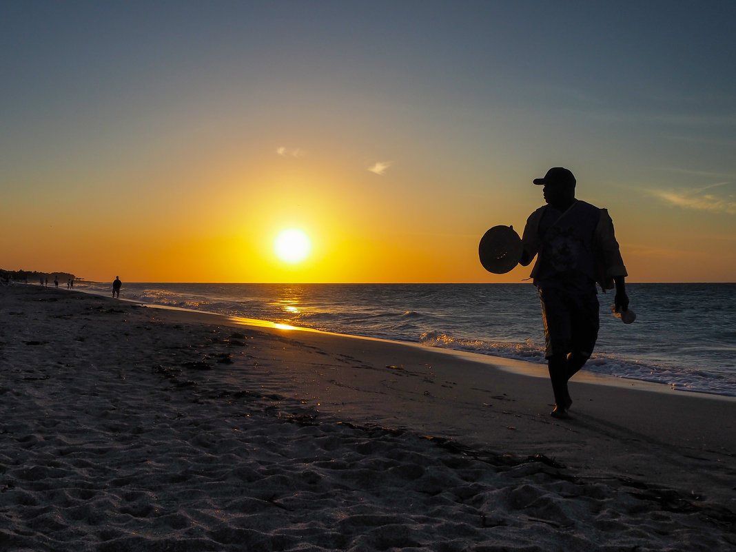Человек со шляпой - Ayse 1 Человек со шляпой - Ayse 1