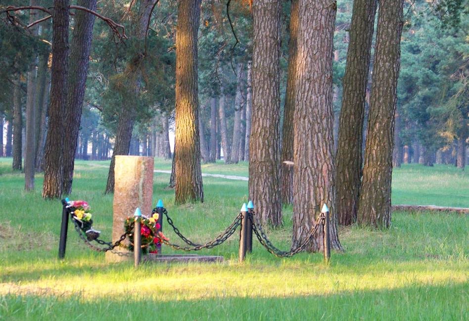 Памятник - Алексей Ник