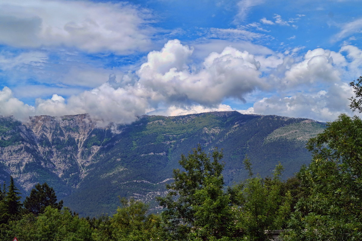 Mountain & Clouds - Igor GRIN 