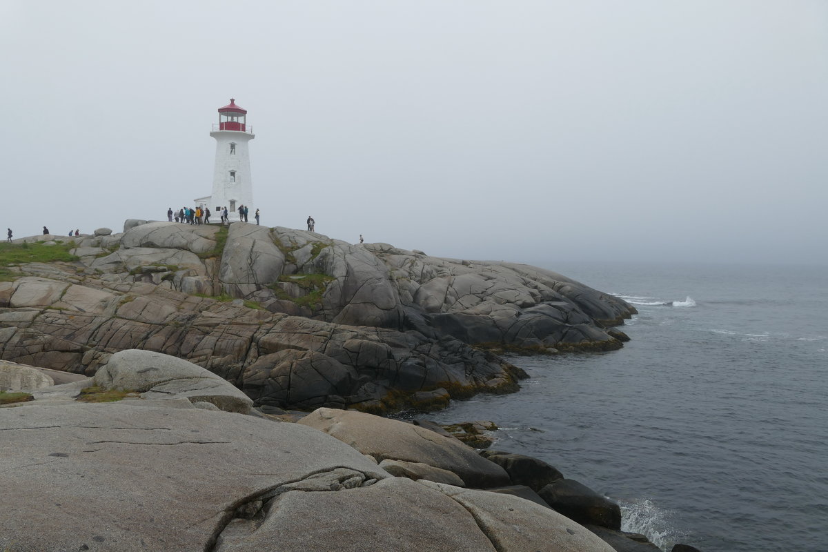 Маяк в тумане (Peggy Cove, Nova Scotia, Canada) - Юрий Поляков