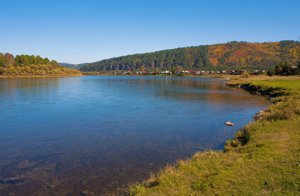 Село на берегу - Анатолий Иргл