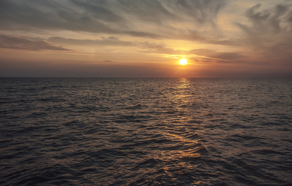 Закат на море - Юрий Клишин