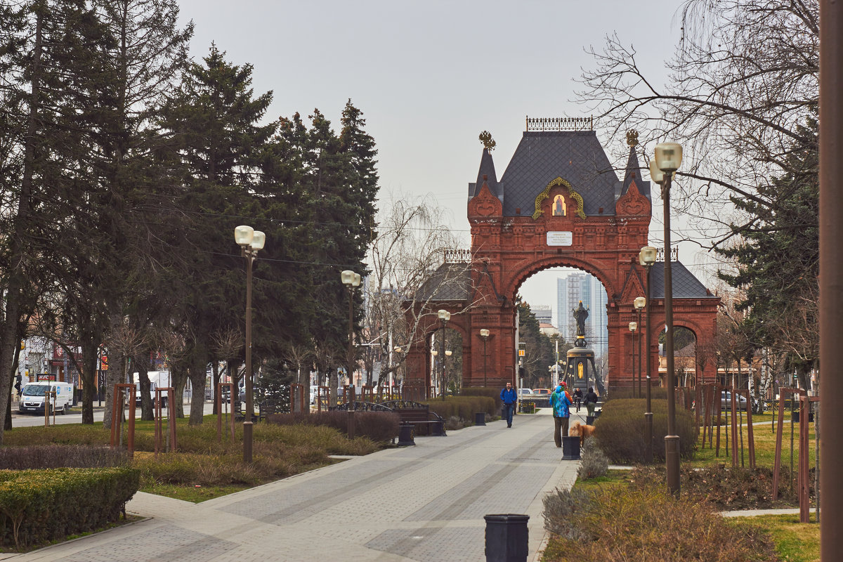 Городские зарисовки. Снова арка - Алекандр Зиновьев